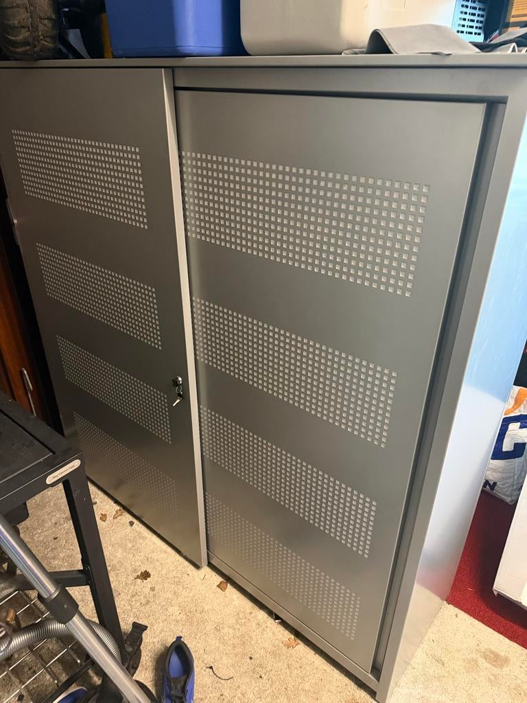 Grijze stalen roldeurkast, Huis en Inrichting, Kasten | Roldeurkasten en Archiefkasten, Ophalen, 150 tot 200 cm, Zo goed als nieuw