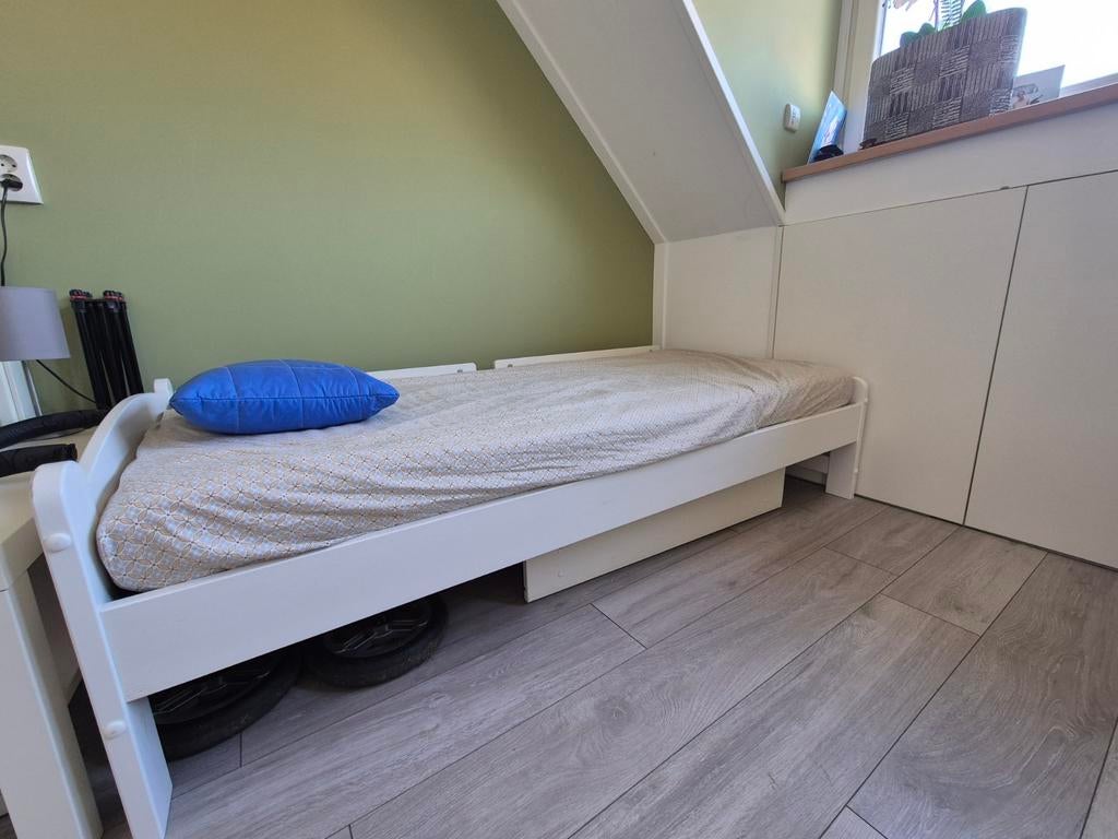 Eenpersoonsbed 90x190cm wit, Huis en Inrichting, Slaapkamer | Bedden, Ophalen, Gebruikt, 90 cm, Eenpersoons