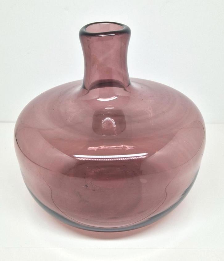 Paarse flesvaas Claude Morin Dieulefit, Frankrijk 1970., Antiek en Kunst, Antiek | Glas en Kristal, Ophalen of Verzenden