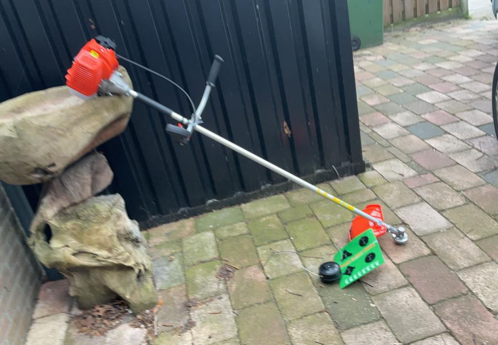 Bosmaaier benzine nieuw, Ophalen, Nieuw, Benzine