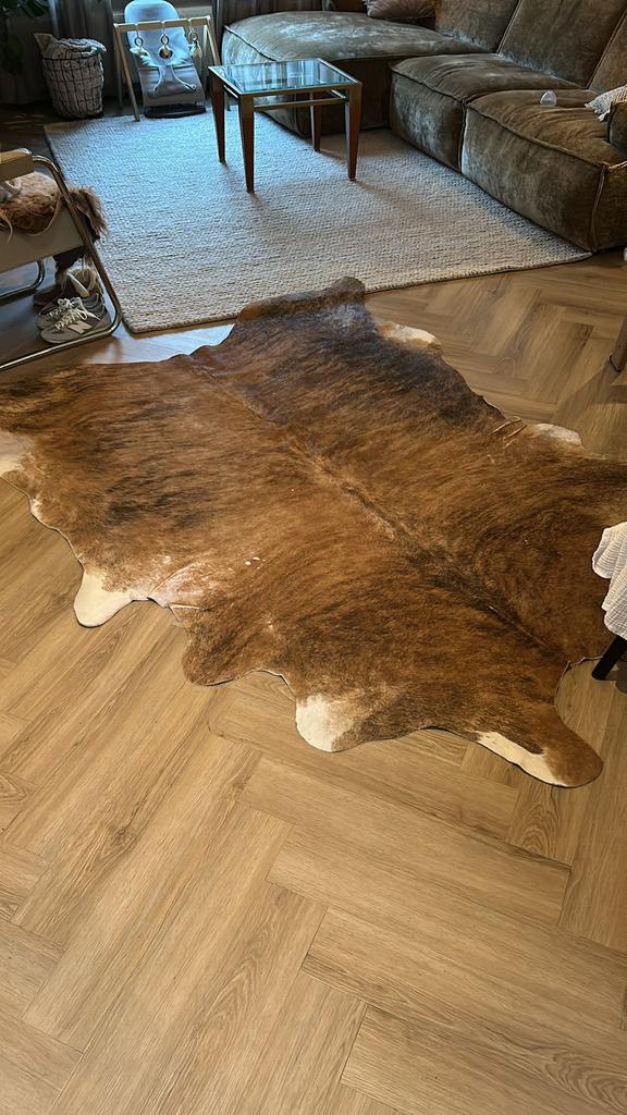 Koeienkleed in goede staat, Ophalen, Zo goed als nieuw, Minder dan 10 m², Tapijt