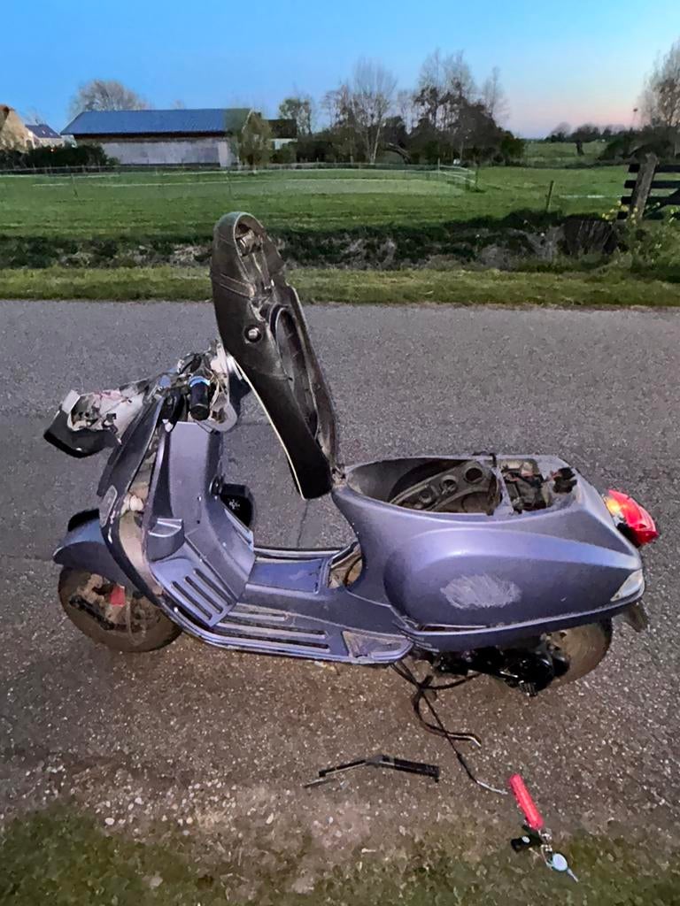Piaggio onderdelen, Ophalen of Verzenden, Zo goed als nieuw, Benzine, Overige modellen