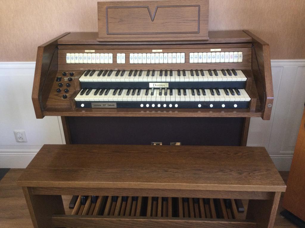 Orgel Domus jubillata 327 Deluxe ,digitaal huiskamerorgel, Muziek en Instrumenten, Orgels, Ophalen, Gebruikt, 2 klavieren, Orgel