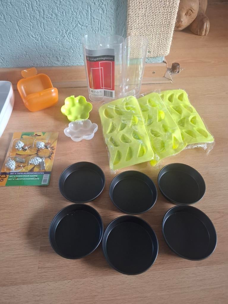 Schalen, soepkommen, tafelgewichtjes etc, Ophalen