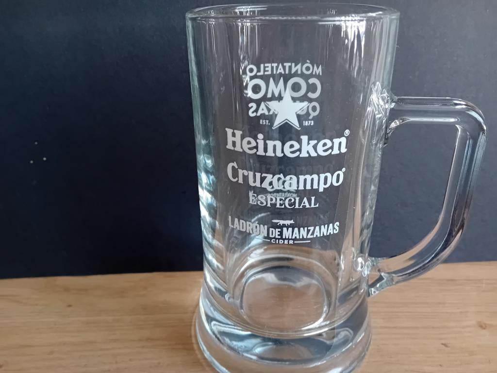 Heineken pul uit Spanje met opdruk, Verzamelen, Ophalen of Verzenden, Zo goed als nieuw, Pul(len), Heineken