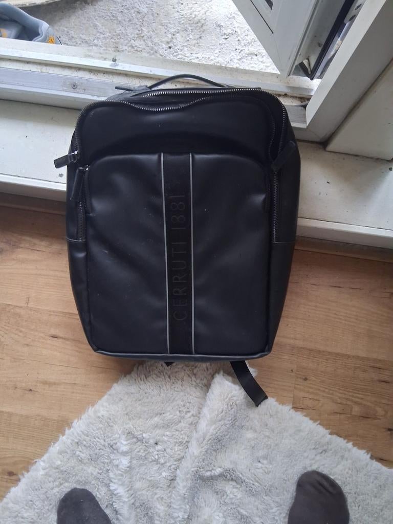 Cerruti 1881 Rugzak, Overige merken, 25 tot 40 cm, Ophalen of Verzenden, Zo goed als nieuw