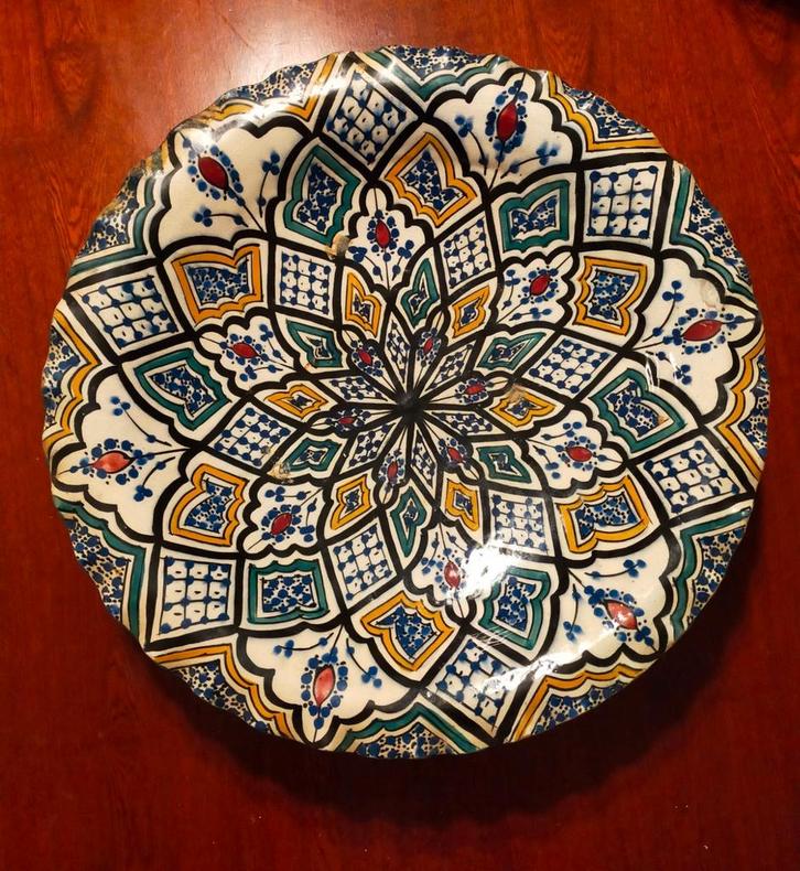 Marokkaanse handgeschilderde aardewerk schaal, Antiek en Kunst, Antiek | Keramiek en Aardewerk, Ophalen
