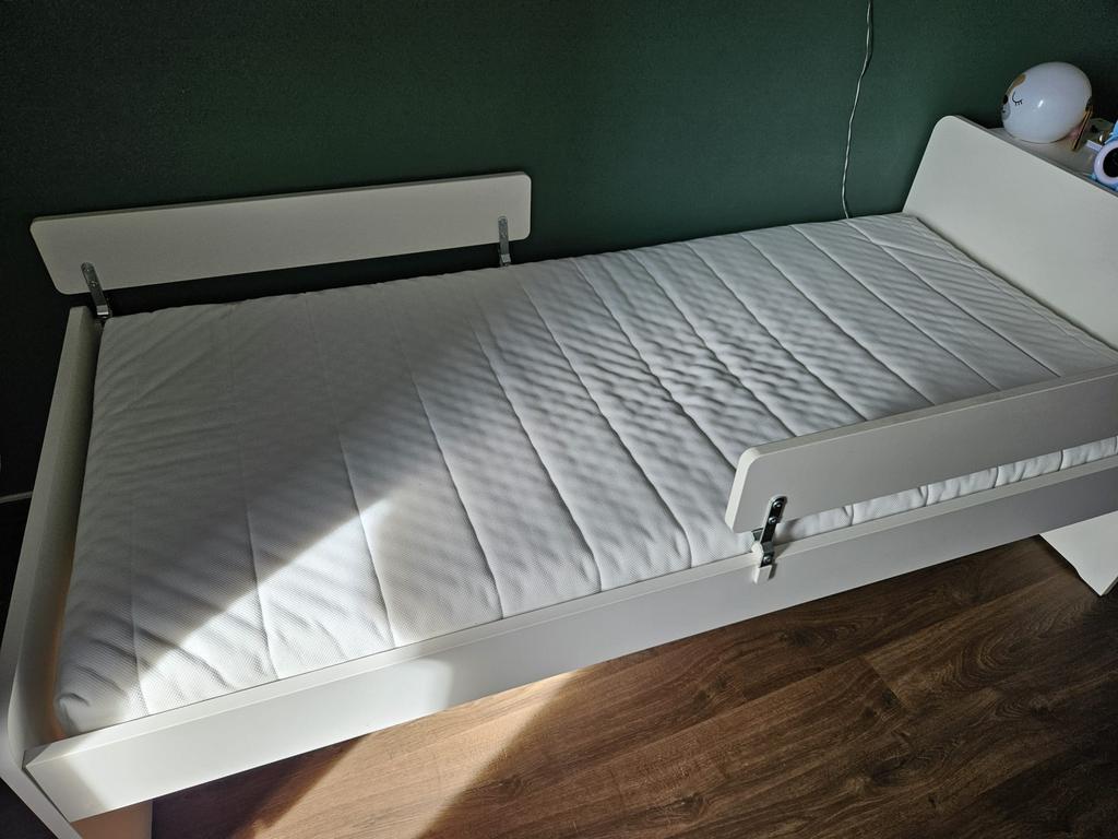 Bed 90x200, Ophalen, 85 tot 100 cm, Gebruikt, Lattenbodem