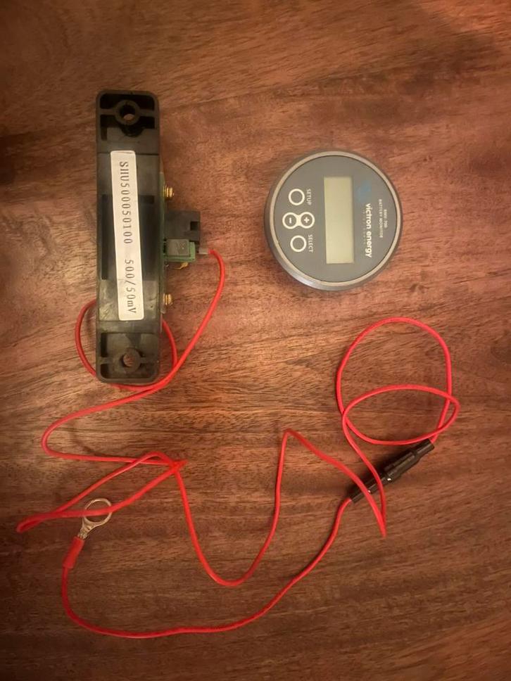 Victron Batterij Monitor BMV-700 inclusief Shunt 500A 50mV, Watersport en Boten, Bootonderdelen, Zo goed als nieuw, Motor en Techniek