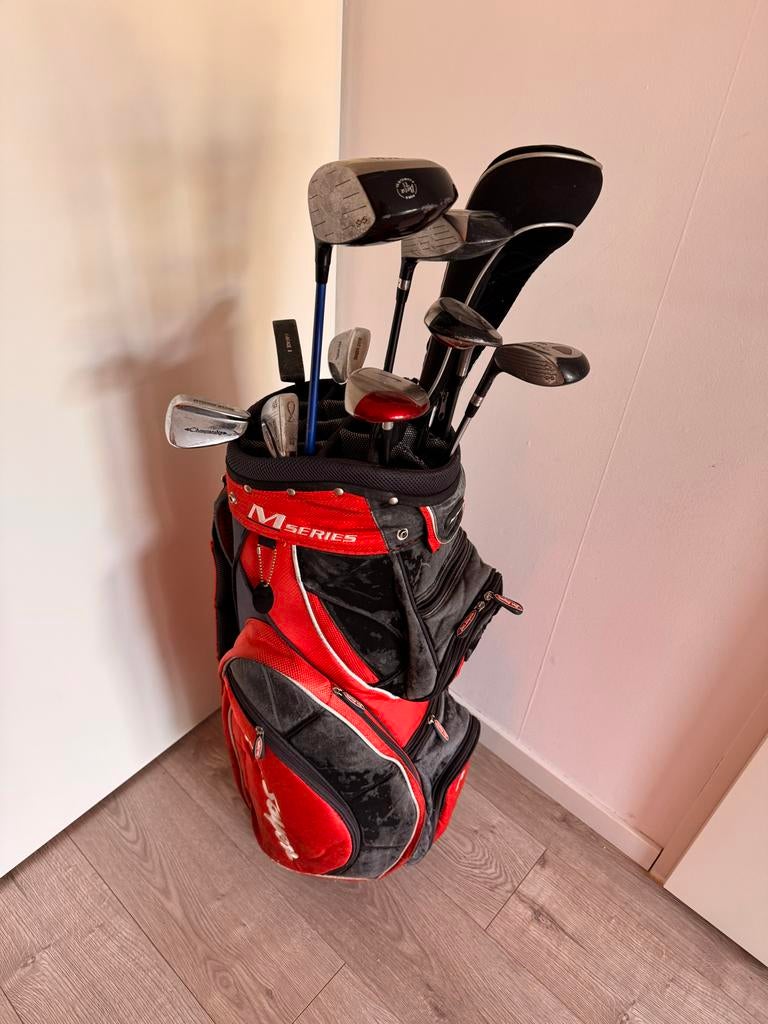 Golf clubs, drivers met tas - Diverse merken, Sport en Fitness, Golf, Ophalen, Gebruikt, Set, Overige merken
