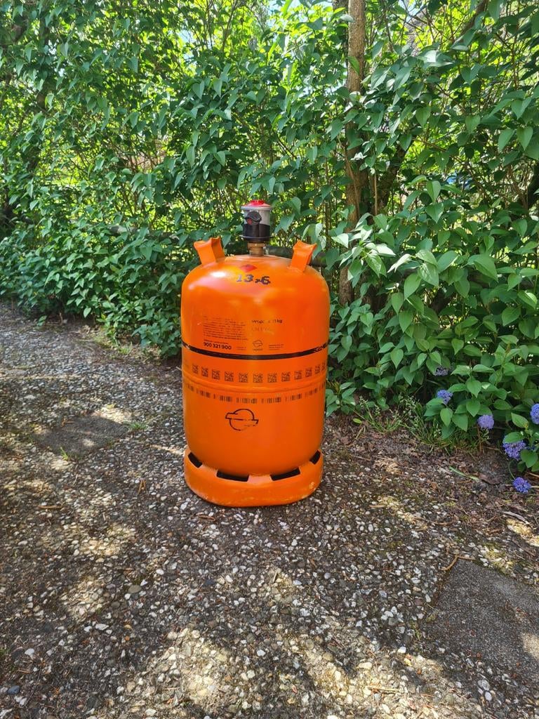 Spaanse gasfles met drukregelaar, Ophalen of Verzenden, Gebruikt