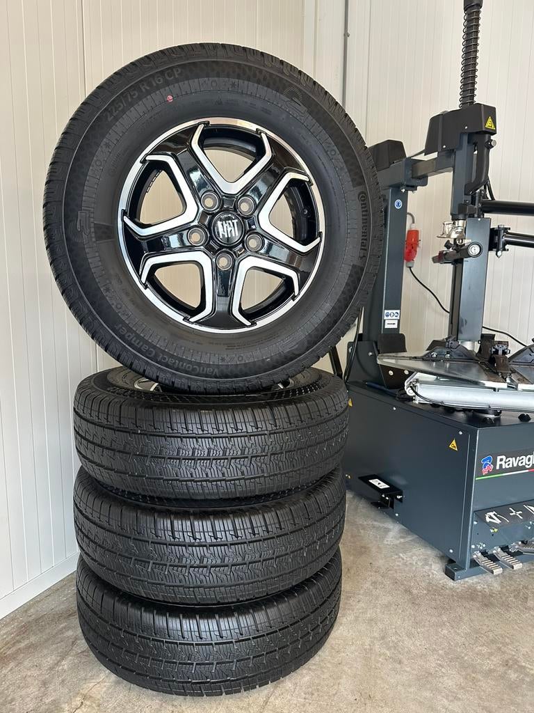 16” Fiat Ducato Camper Velgen Continental 4 Season 225 75 16, Auto-onderdelen, Banden en Velgen, Banden en Velgen, All Season
