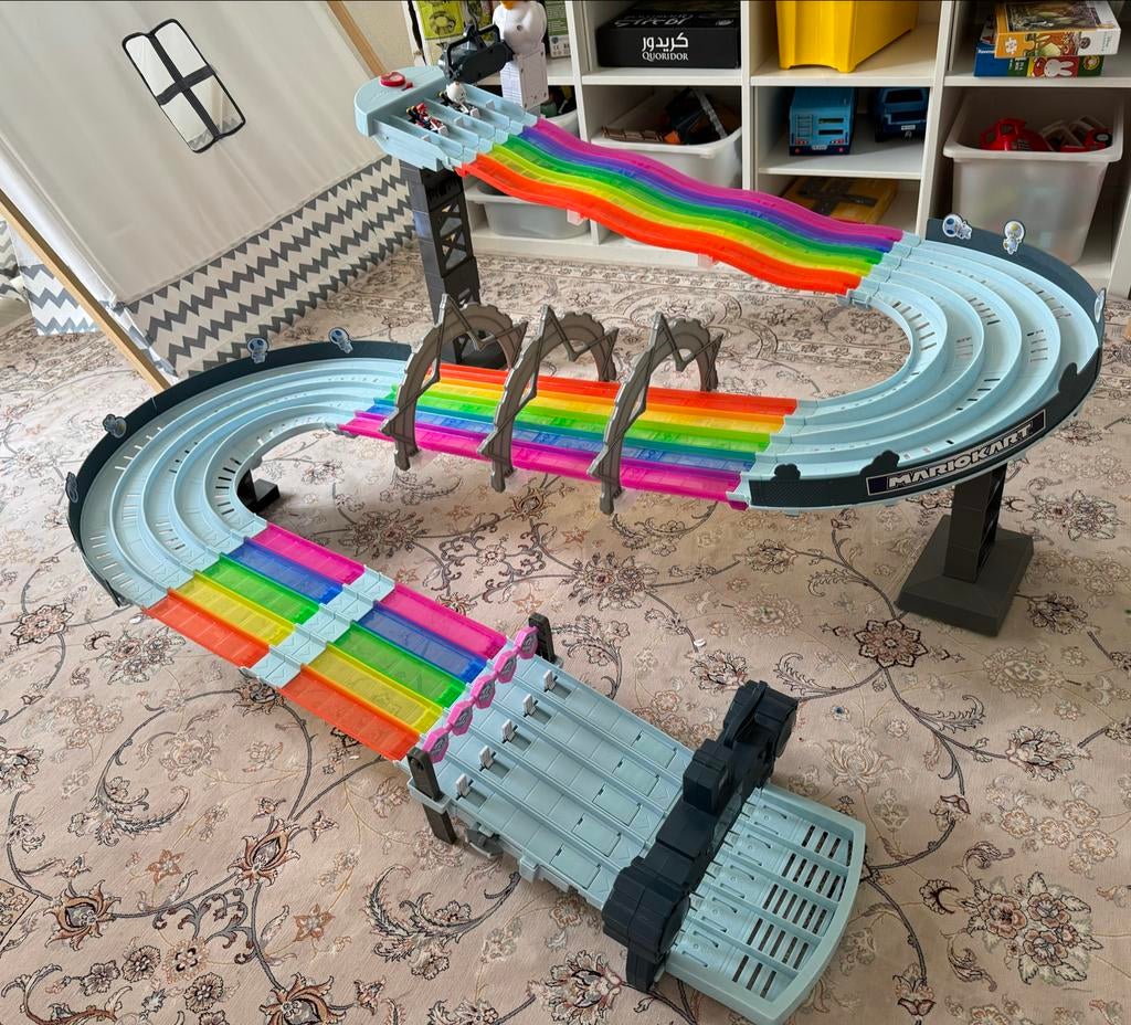Hot Wheels Mario Kart Regenboog Racebaan, Kinderen en Baby's, Speelgoed | Racebanen, Ophalen, Racebaan, Zelf te bouwen, Zo goed als nieuw