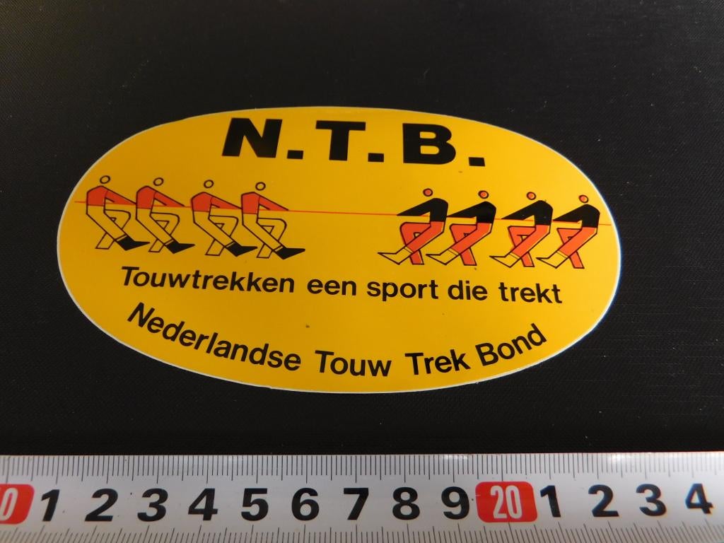 sticker NTB touwtrekken een sport die trekt, Ophalen, Zo goed als nieuw