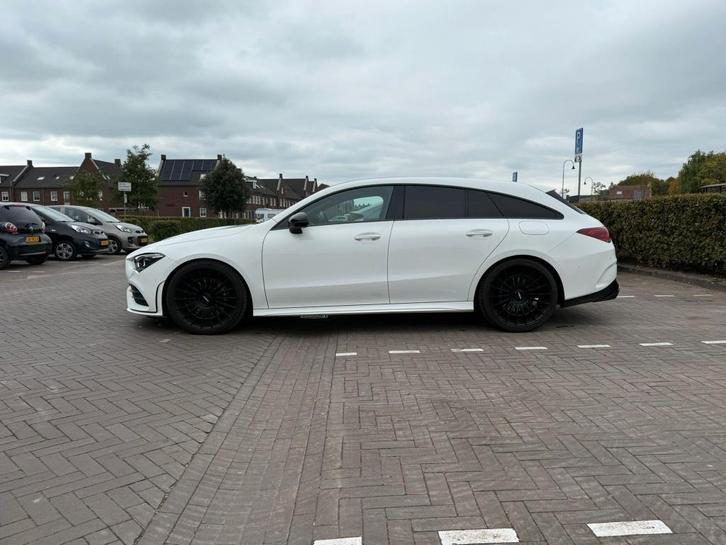 Mercedes CLA 250 - 4MATIC - Shooting Brake AMG Night Pano, Auto's, Mercedes-Benz, Particulier, CLA, 360° camera, 4x4, ABS, Achteruitrijcamera
