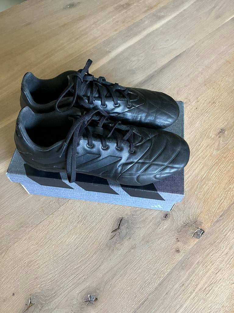 Voetbalschoenen Adidas Copa Pure mt40 2/3, Maat XS of kleiner, Ophalen of Verzenden, Zo goed als nieuw, Schoenen