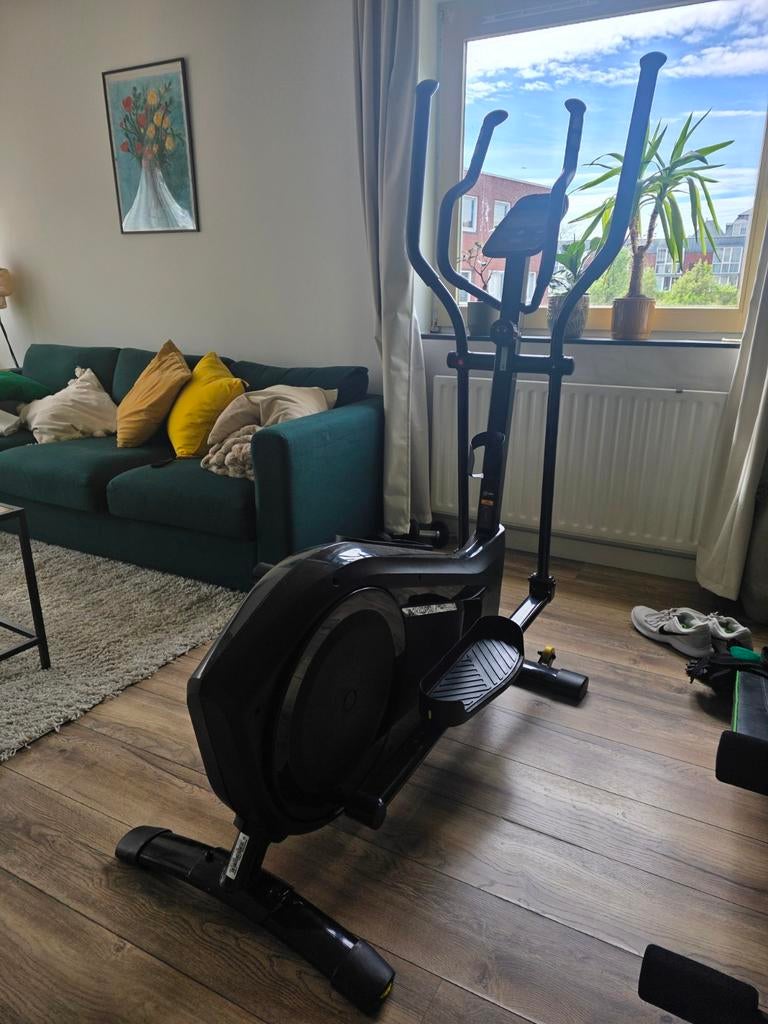 Good as new Crosstrainer with high review from Decatlon, Ophalen, Zo goed als nieuw, Crosstrainer