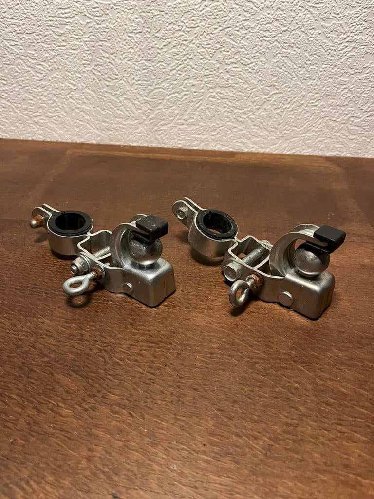 Twee trekhaken voor de fiets, fiets trekhaak, Ophalen, Zo goed als nieuw