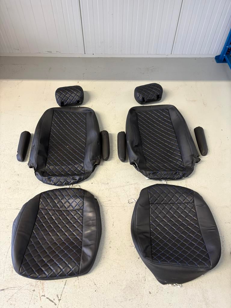 VW TRANSPORTER T5 SET STOEL HOEZEN ZWART KUNSTLEER HOES, Auto-onderdelen, Ophalen of Verzenden, Volkswagen