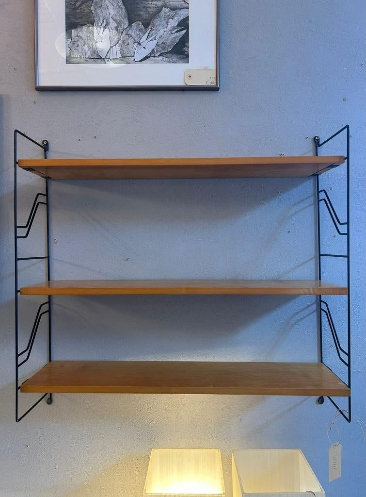 Vintage wandrek / wandmeubel, Duitsland 1970's, Overige houtsoorten, Met plank(en), Gebruikt, Onbekend