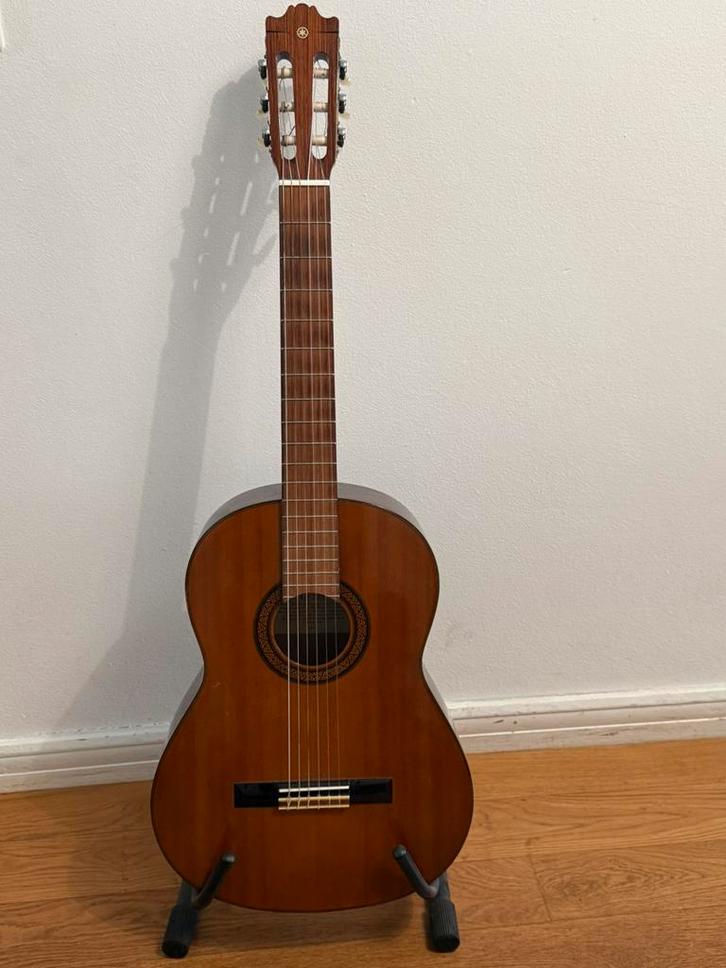 Yamaha G-225, Muziek en Instrumenten, Snaarinstrumenten | Gitaren | Akoestisch, Zo goed als nieuw, Klassieke of Spaanse gitaar