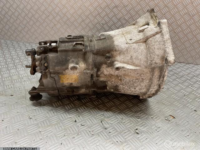 5-versnellingsbak BMW 5-serie E39 e46 m52 6 cil 520i 320i, Gebruikt, Partnerportal@bmw.de, Bmw, Ophalen of Verzenden