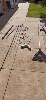 foedraal met 5 hengels, 3 molens en 9 steunen, schepnet, Ophalen, Zo goed als nieuw, Complete hengel