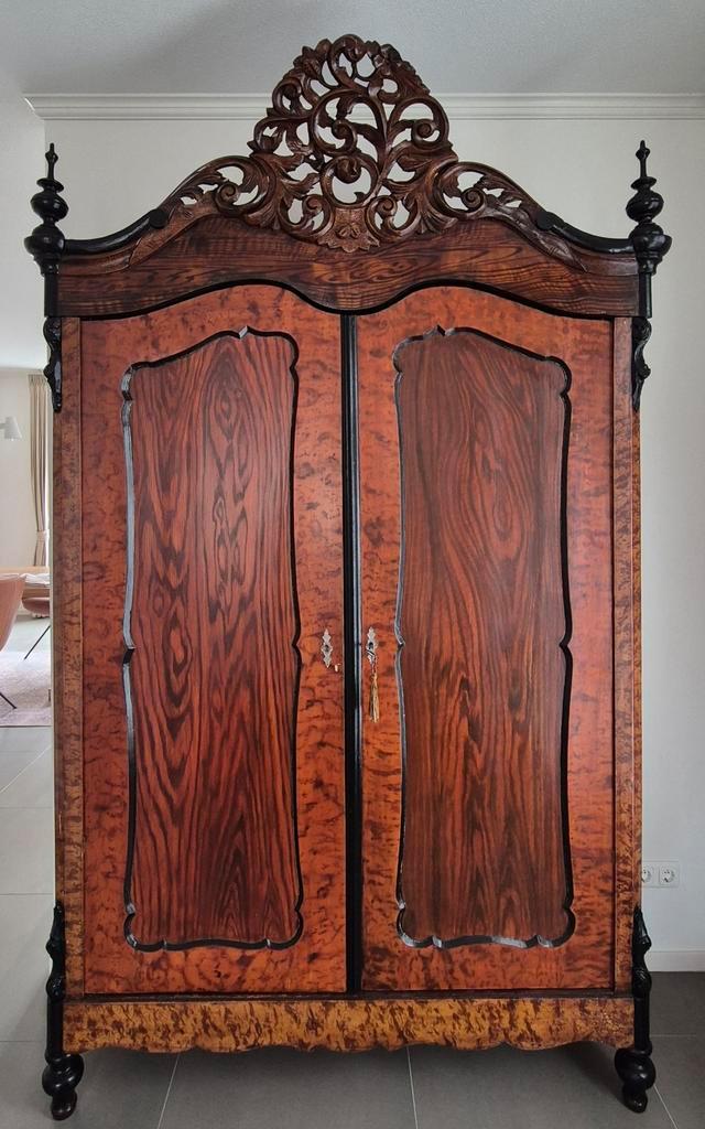 Friese Kuifkast / Willem III, Antiek en Kunst, Antiek | Meubels | Kasten, Ophalen