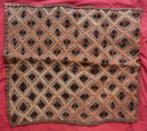 Kuba Congo Zaire, raffia doek met ruitjes, circa 60 x 53 cm., Ophalen of Verzenden