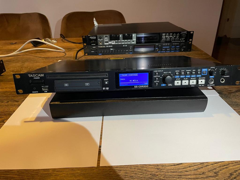Tascam SS-CDR200, Ophalen, Gebruikt