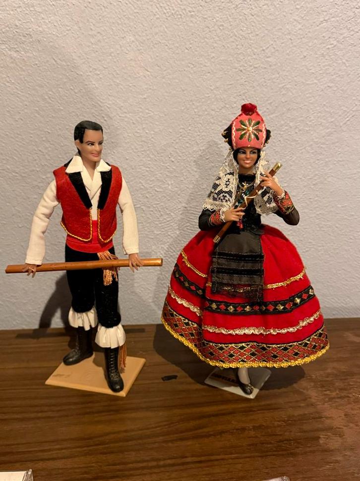 Vintage Spaanse poppen in traditionele klederdracht, Verzamelen, Poppen, Gebruikt, Pop, Ophalen of Verzenden