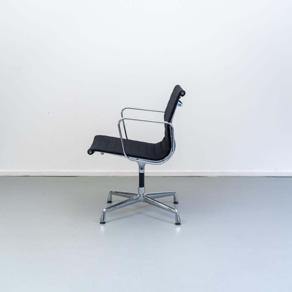 46x Vitra Eames EA 108 Zwart Hopsak - Chroom, Niet ingevuld, Zwart, Niet ingevuld, Ophalen of Verzenden