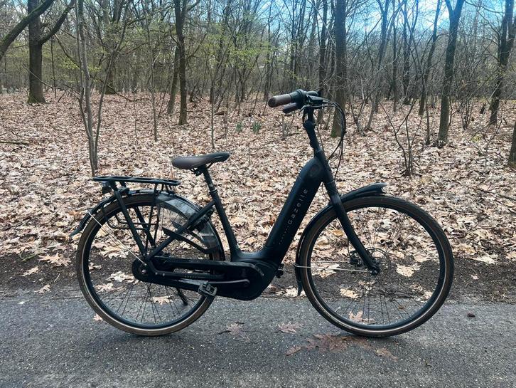 Gazelle grenoble c8+ elektrische fiets, Fietsen en Brommers, Elektrische fietsen, Zo goed als nieuw, Gazelle, Minder dan 47 cm