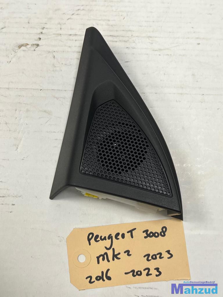 PEUGEOT 3008 2 links voor tweeter speaker 2016-2023, Taurusavenue 1
2132 LS  Hoofddorp, NL, Gebruikt, Contact.group@renault.com