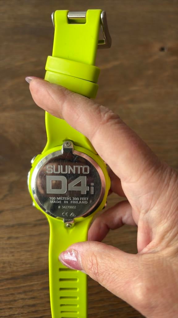 Duikcomputer D4I met Pot lucht geintegreerd ., Watersport en Boten, Duiken, Ophalen of Verzenden, Zo goed als nieuw, Duikcomputer