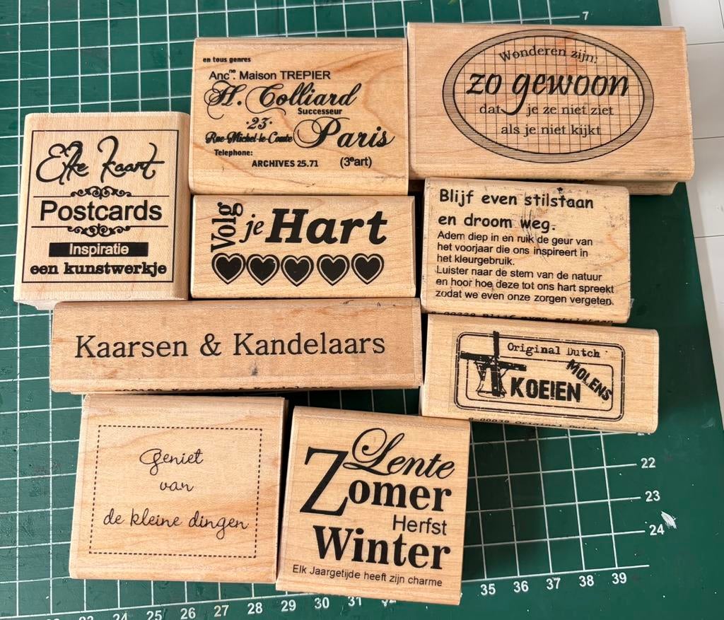 Set teksten ludiec, Ophalen of Verzenden, Zo goed als nieuw, Houten stempel