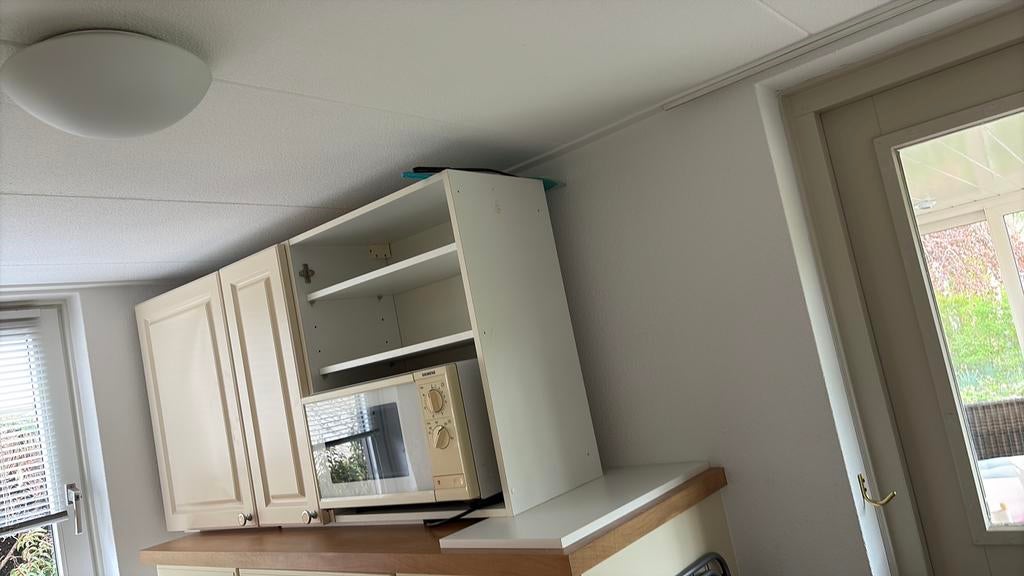 2 bovenkastjes en open kast keuken/bijkeuken, Huis en Inrichting, Keuken | Complete keukens, Ophalen of Verzenden, Zo goed als nieuw