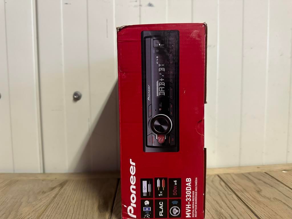 Pioneer MVH-330DAB - zwart - auto radio met dab, Ophalen of Verzenden, Zo goed als nieuw