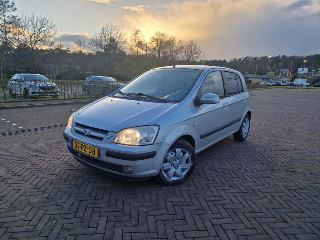 Hyundai Getz 1.3 5DRS Automaat Airco, 40 €/maand, 4 cilinders, Grijs, Particulier