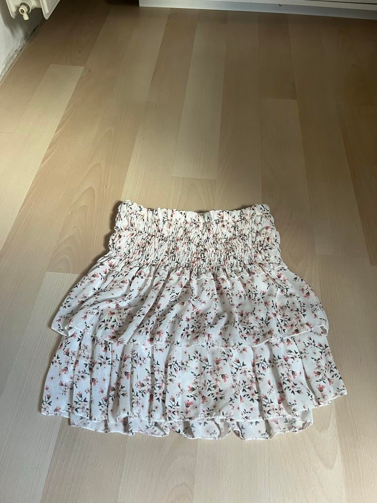 Mooi wit rokje met bloemenprint, maat XXS-XS, Kleding | Dames, Rokken, Wit, Ophalen of Verzenden, Zo goed als nieuw, Maat 34 (XS) of kleiner