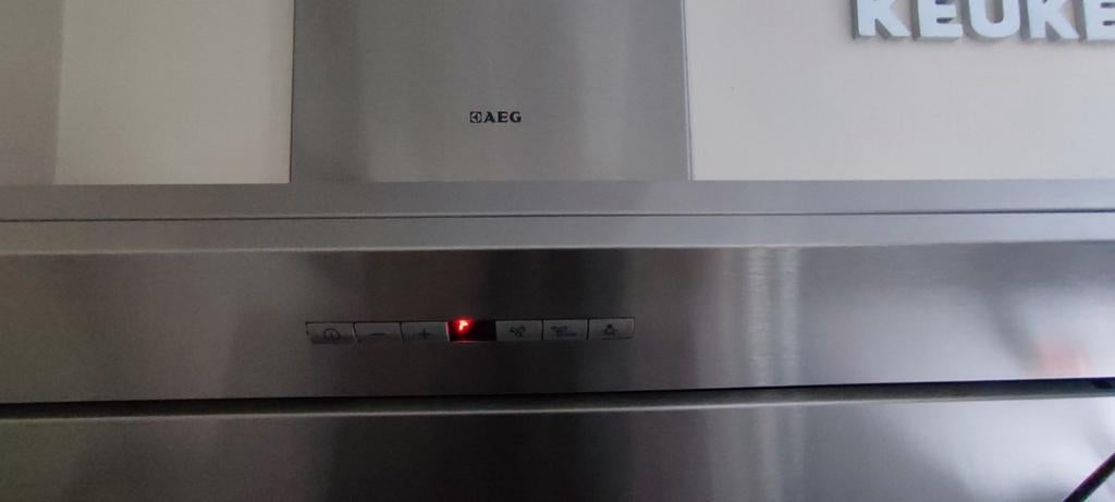 AEG afzuigkap 90 cm, Witgoed en Apparatuur, Afzuigkappen, Ophalen, Gebruikt, 400 tot 600 m³ per uur, Wandschouwkap