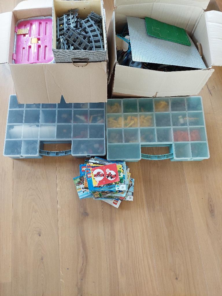 Grote partij lego ca. 24 kilo, div sets lego, Lego, Ophalen of Verzenden, Losse stenen, Meerdere sets