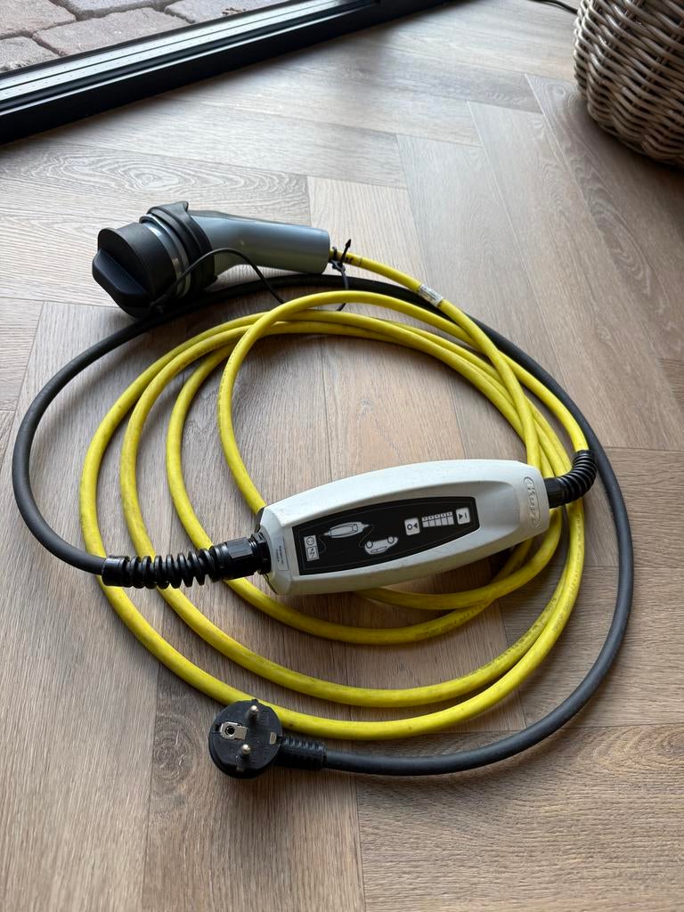 Kopp draagbare EV-lader 10A 230V AC, Auto diversen, Laadpalen, Gebruikt, Laadkabel, Ophalen of Verzenden