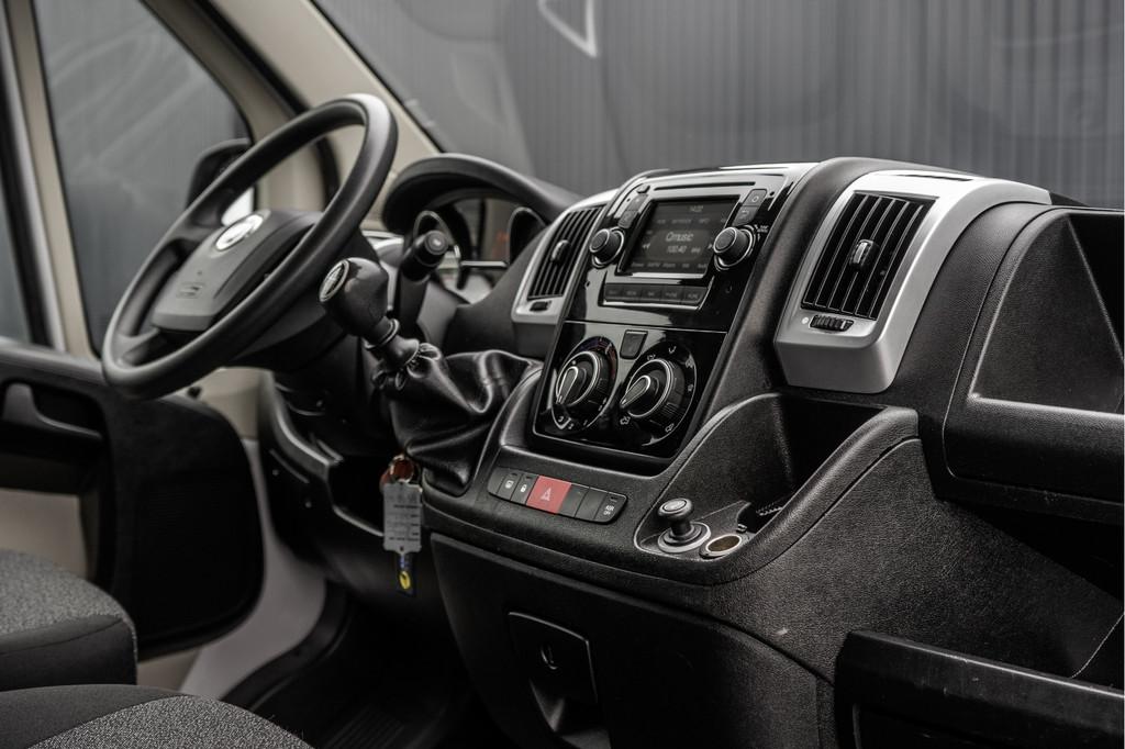 Fiat Ducato *2.3 | Laadklep | 141PK | Revisiemotor | Camera, Auto's, Bestelauto's, Voorwielaandrijving, Stof, Gebruikt, Zwart