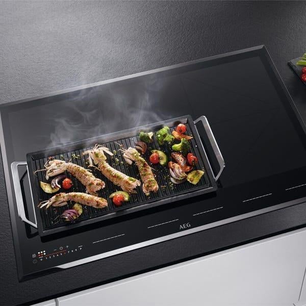 AEG inductiekookplaat IKK8668SFB NIEUW, Ophalen, Nieuw, 4 kookzones, Energieklasse A of zuiniger