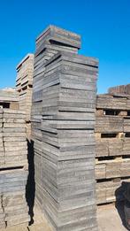 33.84m2 gebruikte tegels 60x60x6cm zwart, Ophalen, Gebruikt, Beton, Terrastegels