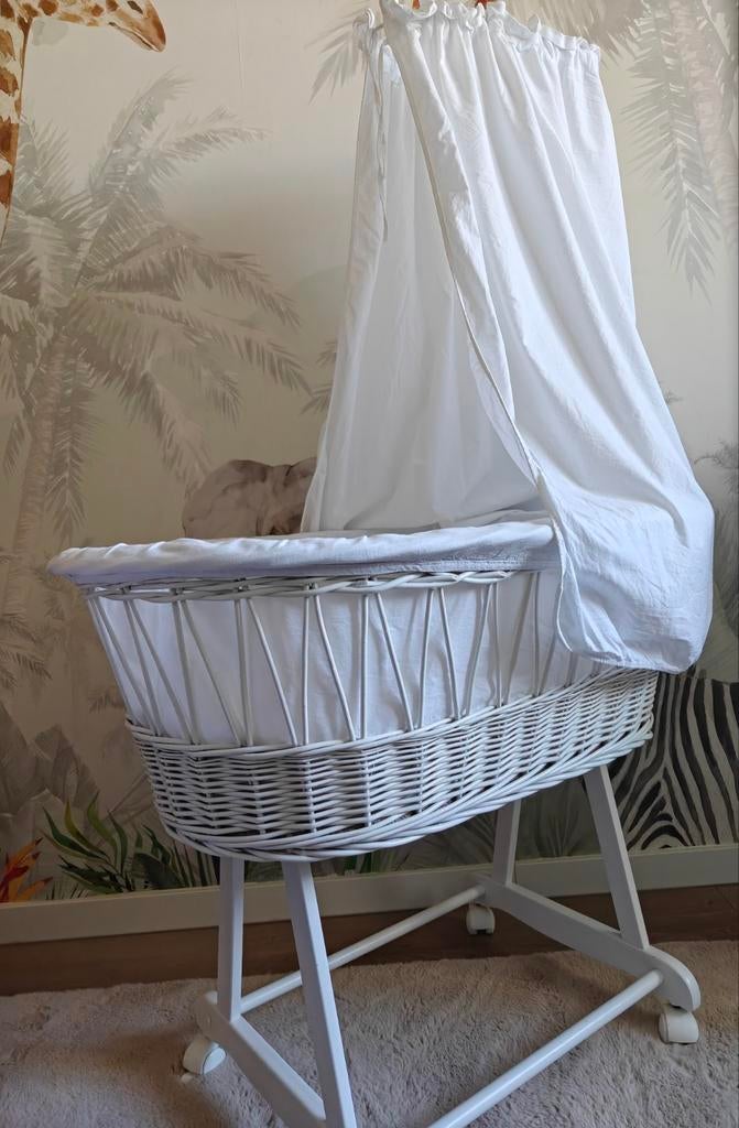 Rieten wieg met hemeltje, Kinderen en Baby's, Babywiegjes en Ledikanten, Ophalen, Gebruikt, Wieg