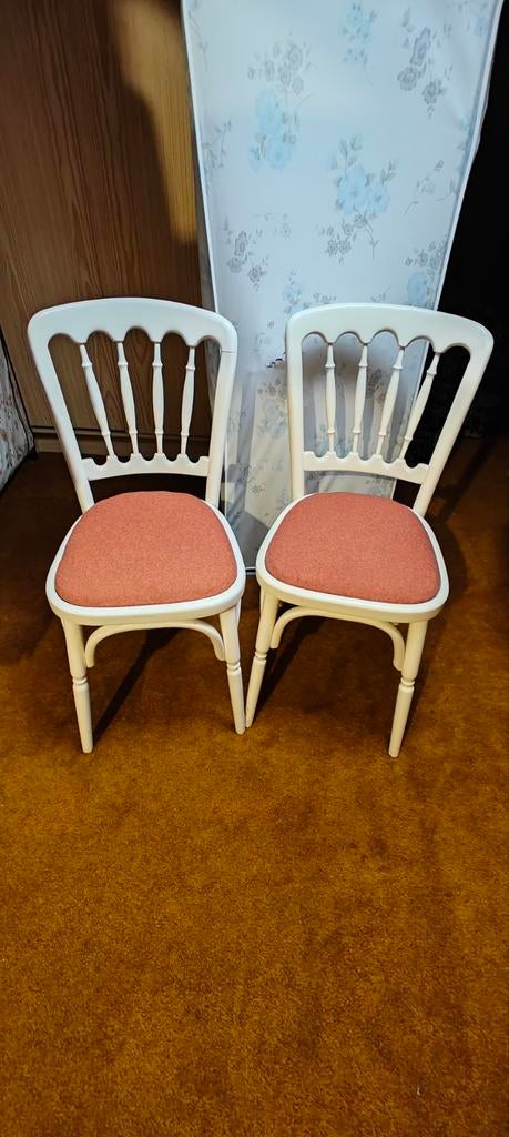 Napoleon stoelen Vintage 2 stuks, Huis en Inrichting, Stoelen, Ophalen, Zo goed als nieuw, Wit, Twee