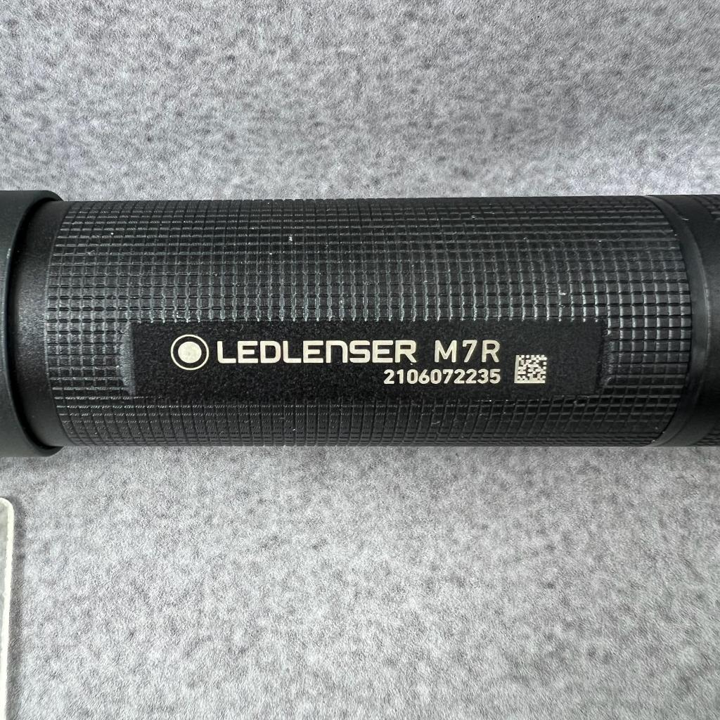 Zaklamp Ledlenser M7R2 | met oplader | 407065, Ophalen of Verzenden, Gebruikt, Accu