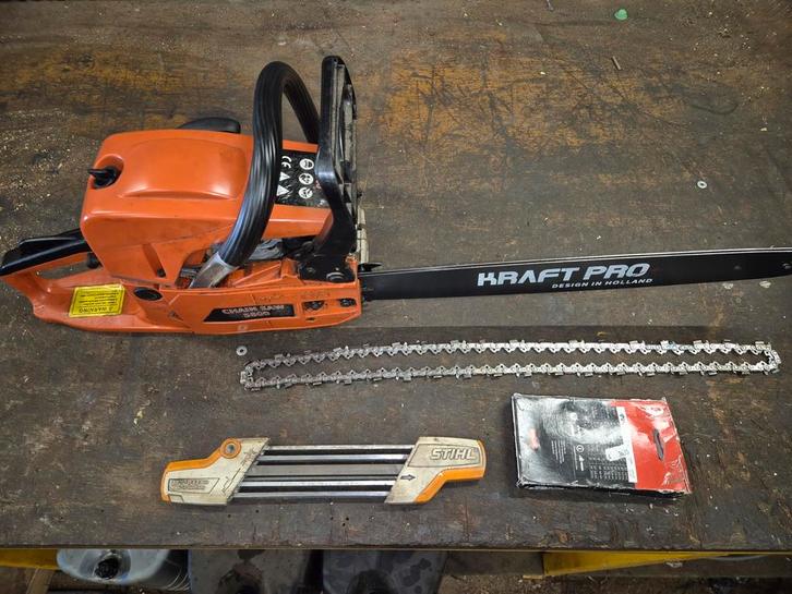 Kettingzaag / Motorzaag Kraft Pro, Tuin en Terras, Handzagen, Gebruikt, Ophalen